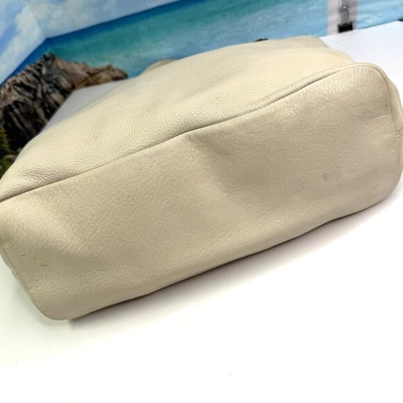 Coach F18934 Ashley Ivory Pebbled Leather Tote Bag with Chain Straps A1294-19668 - Picture 8 of 15